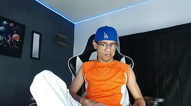 Romancartier 1 online show from December 21, 3:58 am