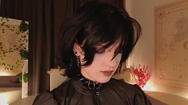 dark vamp  online show from February 21, 9:54 pm