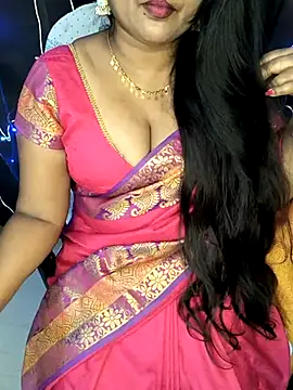 Snapshot of honey-sexy chatting on March 18, 7:19 am honey-sexy online show from March 18, 7:19 am