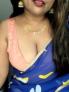 Snapshot of honey-sexy chatting on October 30, 5:02 pm honey-sexy online show from October 30, 5:02 pm