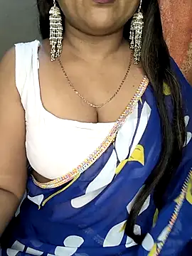 Snapshot of honey-sexy chatting on December 22, 6:54 am honey-sexy online show from December 22, 6:54 am