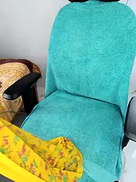 honey-sexy online show from March 2, 5:08 am