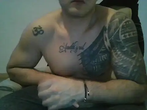 Snapshot of vergon6241 chatting on January 16, 7:51 pm vergon6241 online show from January 16, 7:51 pm