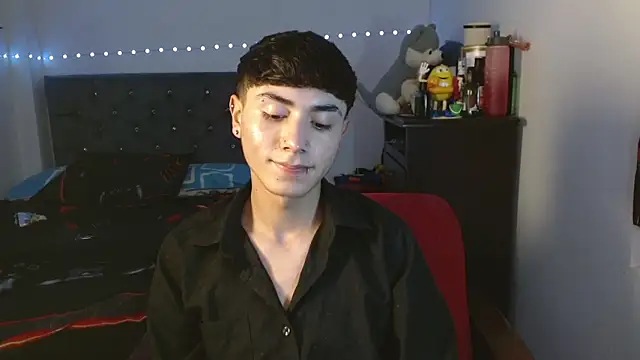 Snapshot of Im_juanda chatting on December 19, 11:57 pm Im juanda online show from December 19, 11:57 pm