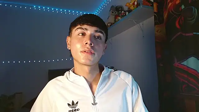 Snapshot of Im_juanda chatting on February 1, 10:13 pm Im juanda online show from February 1, 10:13 pm