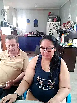 Snapshot of ZuriandAlex chatting on March 12, 2:23 pm ZuriandAlex online show from March 12, 2:23 pm