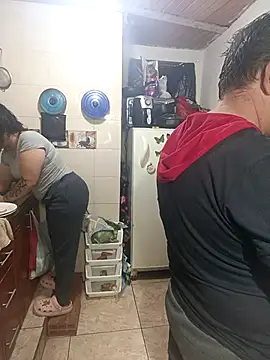 Snapshot of ZuriandAlex chatting on October 8, 5:16 am ZuriandAlex online show from October 8, 5:16 am