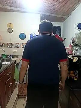 Snapshot of ZuriandAlex chatting on October 9, 1:14 am ZuriandAlex online show from October 9, 1:14 am