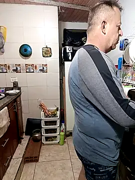 Snapshot of ZuriandAlex chatting on October 29, 10:55 pm ZuriandAlex online show from October 29, 10:55 pm