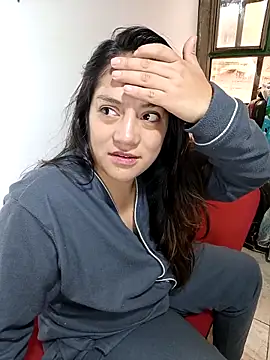 Snapshot of ZuriandAlex chatting on November 6, 12:17 pm ZuriandAlex online show from November 6, 12:17 pm