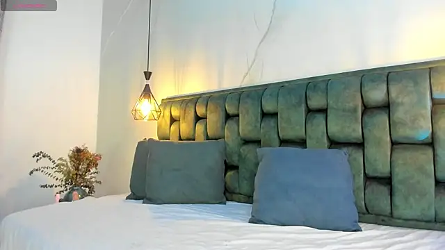 Snapshot of angelswets chatting on September 26, 2:21 pm angelswets online show from September 26, 2:21 pm