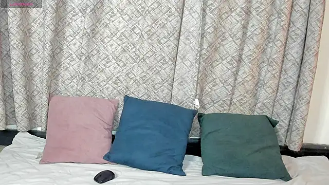 Snapshot of angelswets chatting on October 17, 2:08 pm angelswets online show from October 17, 2:08 pm