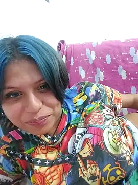 Snapshot of azulzulix chatting on February 18, 9:32 am azulzulix online show from February 18, 9:32 am