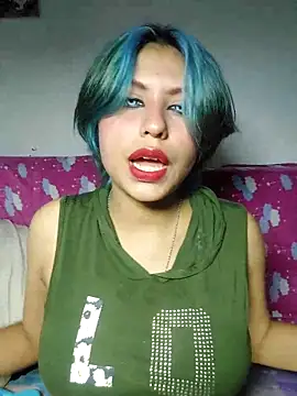 Snapshot of azulzulix chatting on February 24, 1:35 am azulzulix online show from February 24, 1:35 am