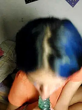 Snapshot of azulzulix chatting on March 10, 8:04 am azulzulix online show from March 10, 8:04 am