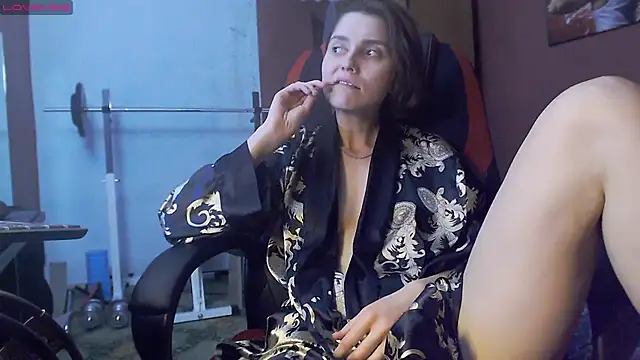 womanstrong78 online show from January 31, 7:51 pm