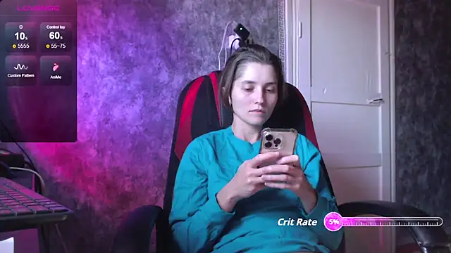 womanstrong78 online show from September 20, 5:41 am