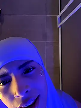 Snapshot of jhalila chatting on September 10, 1:16 am jhalila online show from September 10, 1:16 am