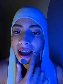 Snapshot of jhalila chatting on October 12, 12:09 am jhalila online show from October 12, 12:09 am