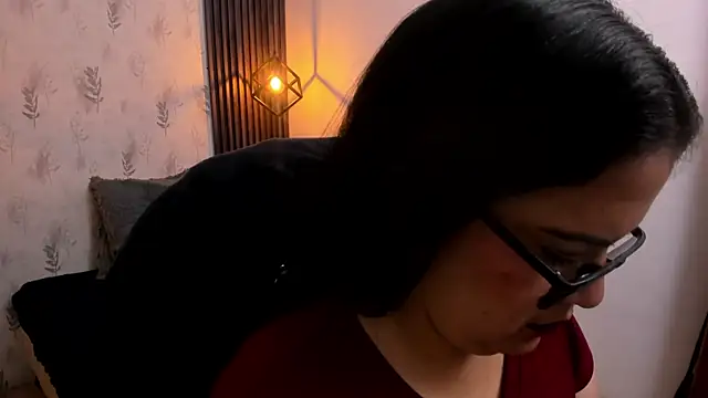 brigittemiller online show from November 14, 3:33 pm