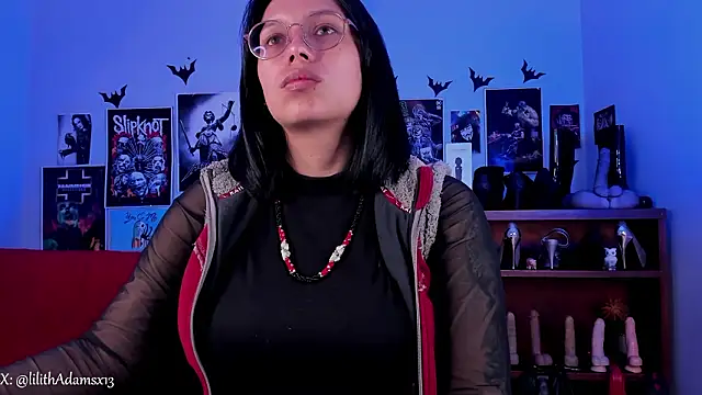 lilith-deveraux online show from March 4, 2:45 pm