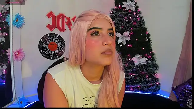 Snapshot of _dahian14_ chatting on December 29, 4:59 am dahian14 online show from December 29, 4:59 am