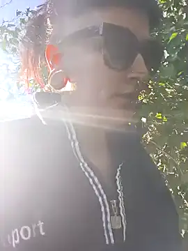 SweetPivoinee online show from March 3, 3:40 pm