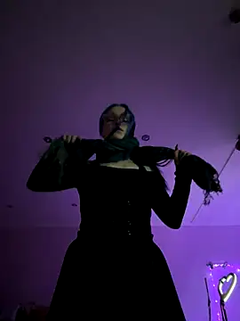 MaddisonHaas online show from December 17, 3:01 am