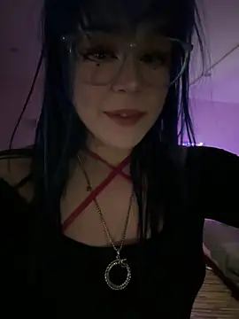 MaddisonHaas online show from March 6, 3:19 pm