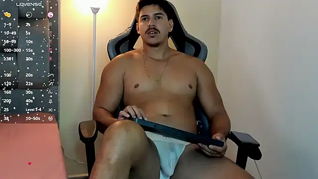 victor vixen online show from May 11, 1:39 pm