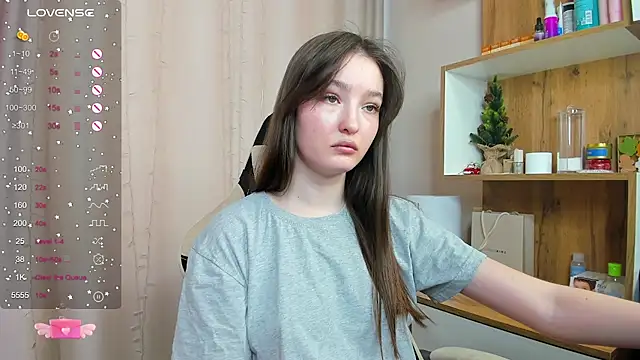 Fairyy Moon online show from February 13, 8:06 am