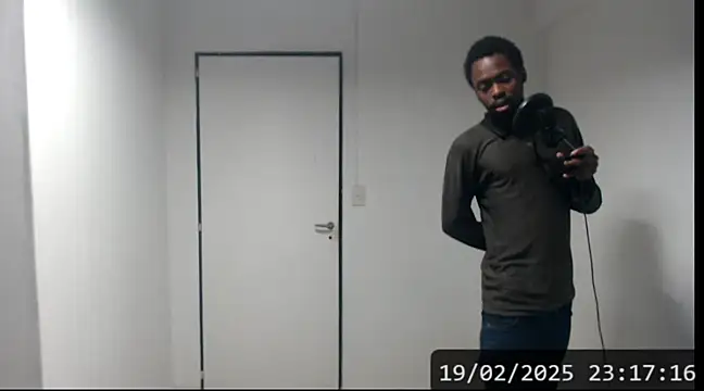 Snapshot of Mastertopdome chatting on February 20, 2:18 am Mastertopdome online show from February 20, 2:18 am