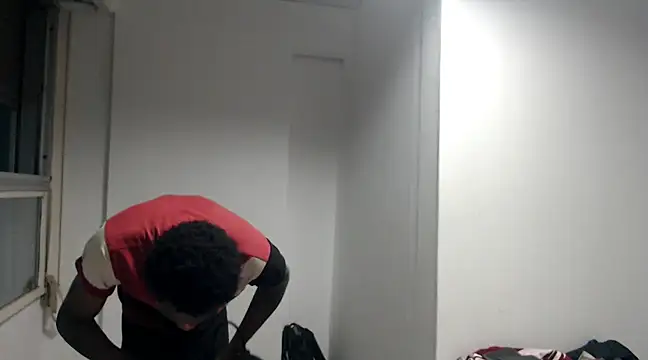 Snapshot of Mastertopdome chatting on March 8, 12:44 am Mastertopdome online show from March 8, 12:44 am