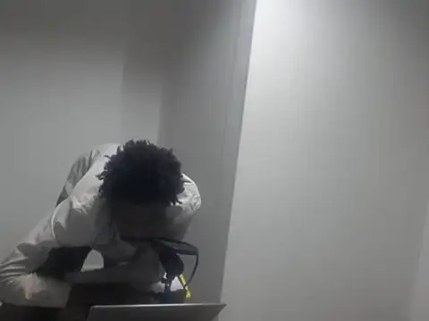 Snapshot of Mastertopdome chatting on September 30, 12:15 am Mastertopdome online show from September 30, 12:15 am