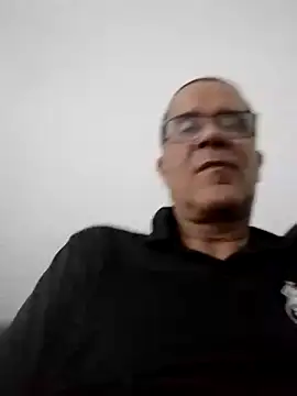 Snapshot of barboza991 chatting on December 25, 10:05 pm barboza991 online show from December 25, 10:05 pm