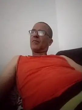 Snapshot of barboza991 chatting on January 5, 6:45 pm barboza991 online show from January 5, 6:45 pm