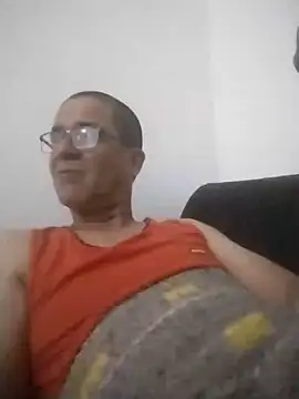 Snapshot of barboza991 chatting on January 13, 12:41 am barboza991 online show from January 13, 12:41 am