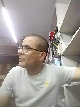 Snapshot of barboza991 chatting on February 5, 8:04 pm barboza991 online show from February 5, 8:04 pm