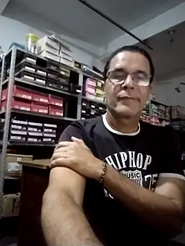 Snapshot of barboza991 chatting on October 3, 7:44 pm barboza991 online show from October 3, 7:44 pm