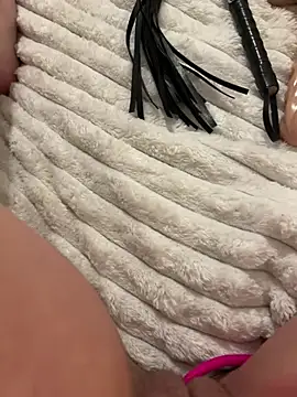 Sensolyss online show from March 1, 6:21 pm