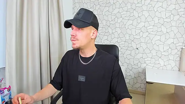 MateoBenjaminX online show from January 22, 7:13 pm