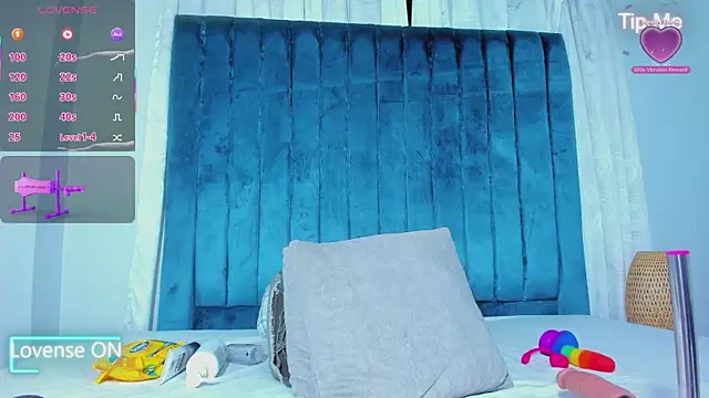 Snapshot of sweetebony_970 chatting on October 8, 3:15 am sweetebony 970 online show from October 8, 3:15 am