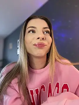 Mia Ethan online show from April 2, 7:50 am