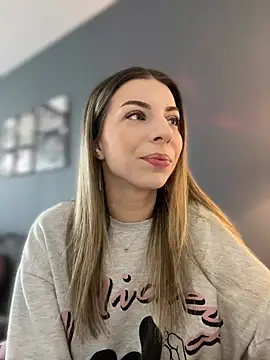 Mia Ethan online show from April 23, 10:14 am