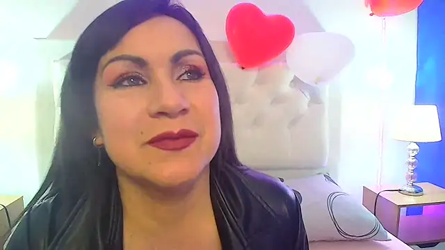 jescaoporto4 online show from February 25, 2:11 pm