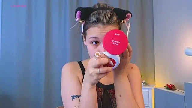 Snapshot of EthalGold chatting on October 24, 3:03 am EthalGold online show from October 24, 3:03 am