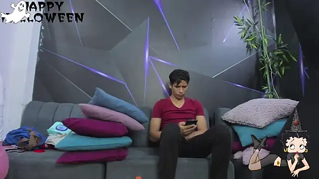 playsgirlhot online show from October 17, 11:13 am