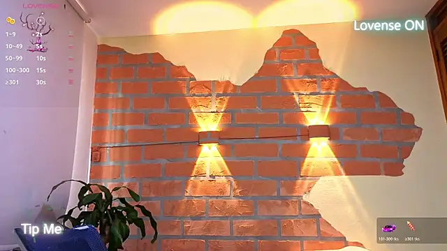 Snapshot of Dylanstonne chatting on November 8, 7:56 pm Dylanstonne online show from November 8, 7:56 pm