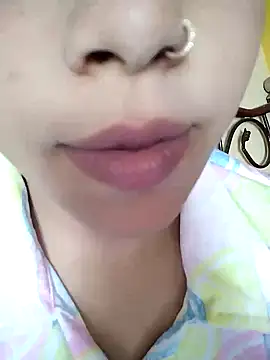 Snapshot of Anki-doll chatting on February 16, 6:32 am Anki-doll online show from February 16, 6:32 am