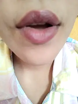 Snapshot of Anki-doll chatting on March 11, 9:02 am Anki-doll online show from March 11, 9:02 am